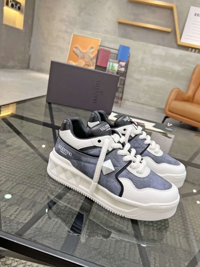 Valentino Sneakers